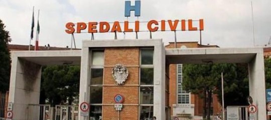 Un neonato è morto in ospedale a Brescia per un'infezione non identificata