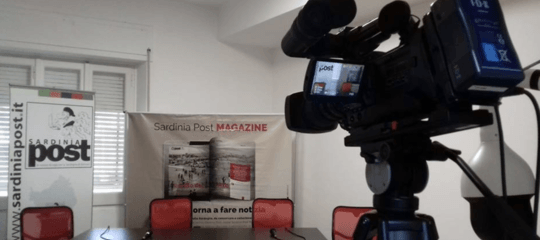 Il direttore di Sardinia Post si è dovuto dimettere per una questione politica