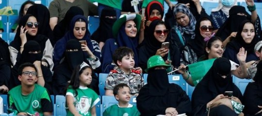 Supercoppa Arabia Saudita donne sole stadio