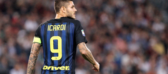Calcio: Inter toglie fascia capitano a Icardi, passa a Handanovic