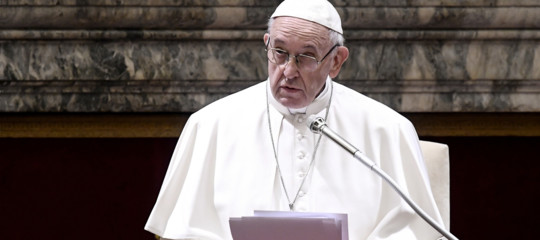 pedofilia satana papa francesco vaticano