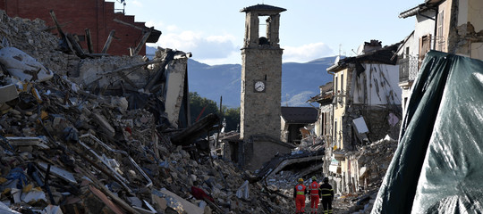 Terremoto:crollo e morti edificio Amatrice,a processo Pirozzi e altri 5