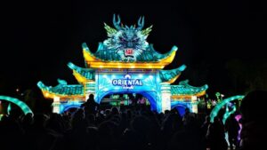 "Oriental World" il Festival delle luminarie cinesi illumina Cinecittà World 