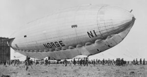 Cento anni fa il 'Norge' di Nobile sorvolò il Polo Nord per la prima volta