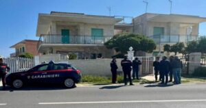 Dopo una lite uccide il 'rivale' con un cacciavite, arrestato nel Brindisino