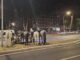 Scappano i cavalli della parata del 2 giugno. Quattro feriti tra le forze dell’ordine (VIDEO)