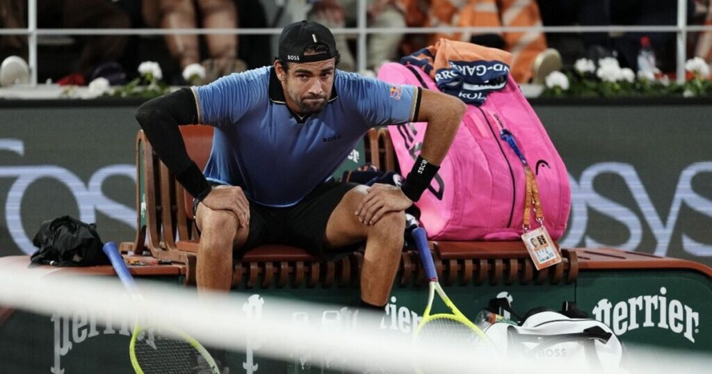 Roland Garros: Berrettini si ritira contro Arnaldi