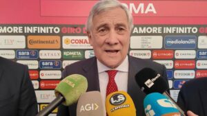 Tajani: "Giro d'Italia straordinario veicolo per attrarre turismo"